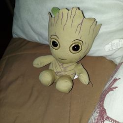 Groot Plush