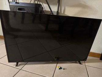 2 TCL Flat Screen LED TV