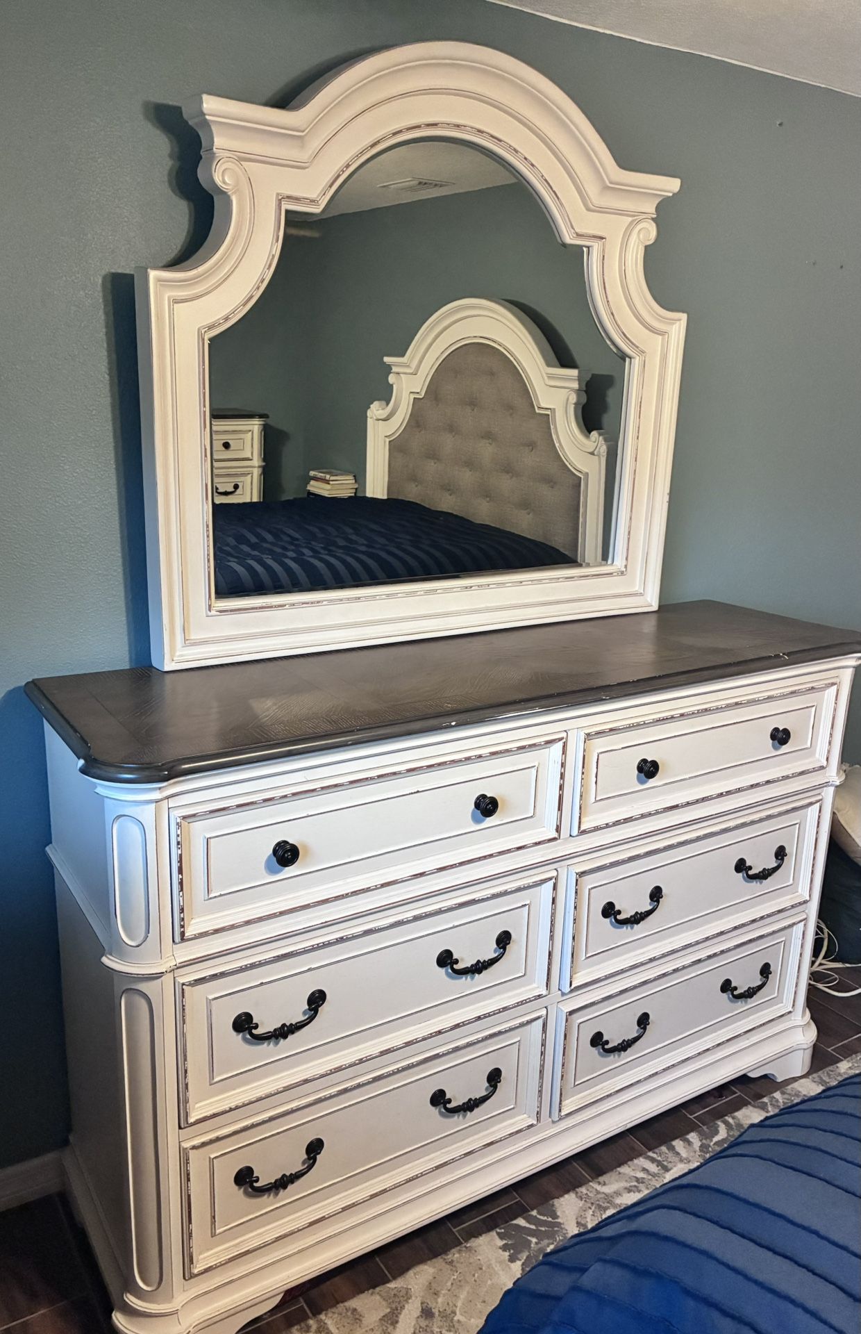 Queen Bedroom Furniture 