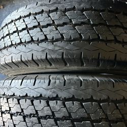 225-75-16 Bridgestone LT