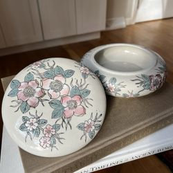 Large Porcelain Lidded Trinket Dish (  D7” H3” ) firm on price