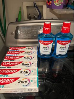 Brand new Colgate bundle all for ($20)(Cash only)(price is firm)