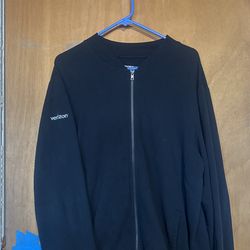 Verizon sweater
