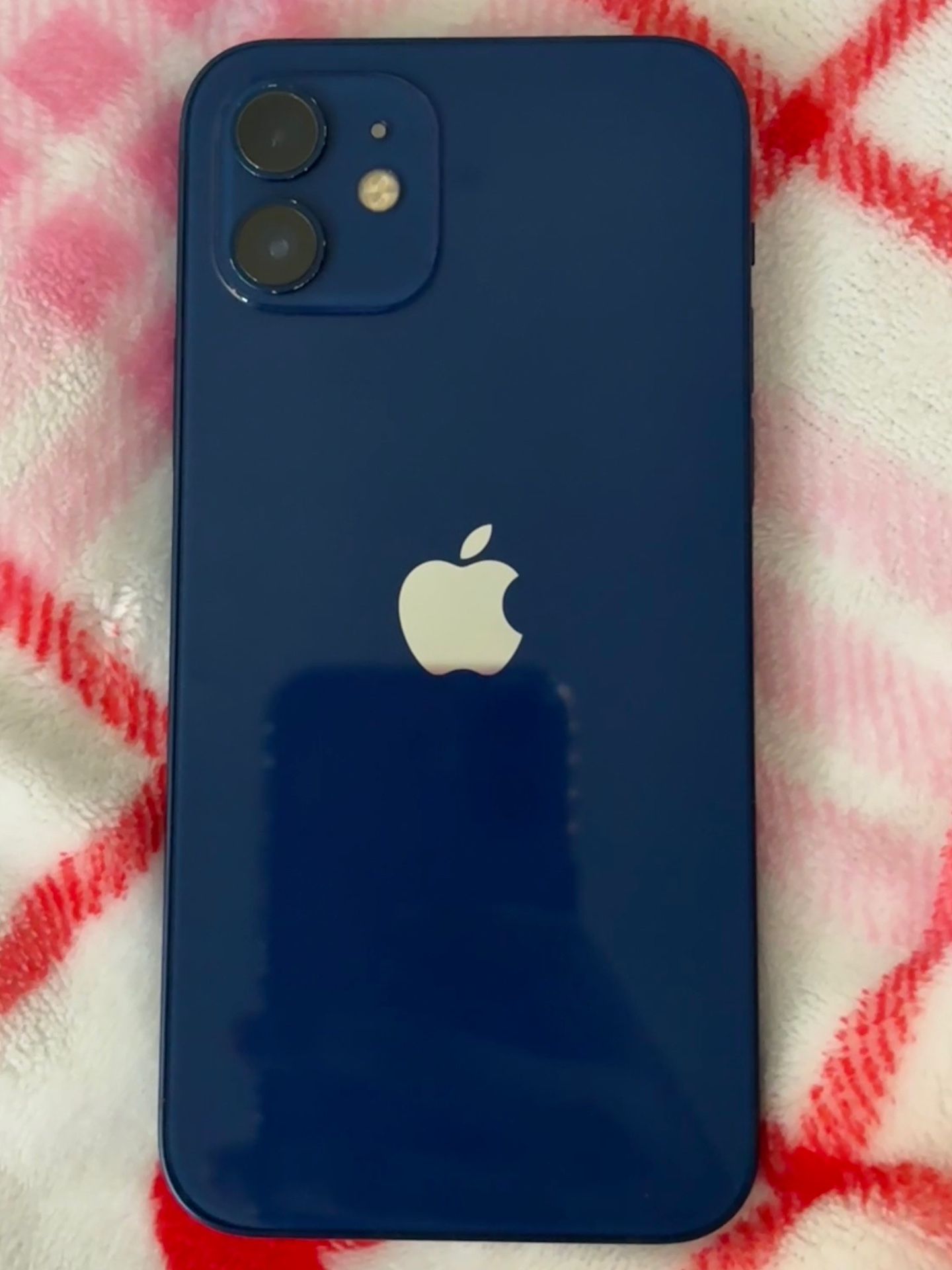 iPhone 12 64GB