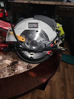 Chicago Electric Circular Saw