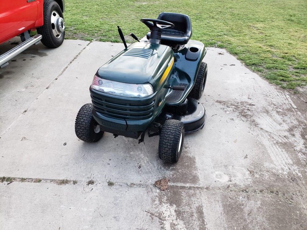 Craftsman LT1000 Riding Lawn Mower