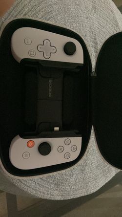 Backbone One PlayStation Edition Mobile Gaming Controller + Case