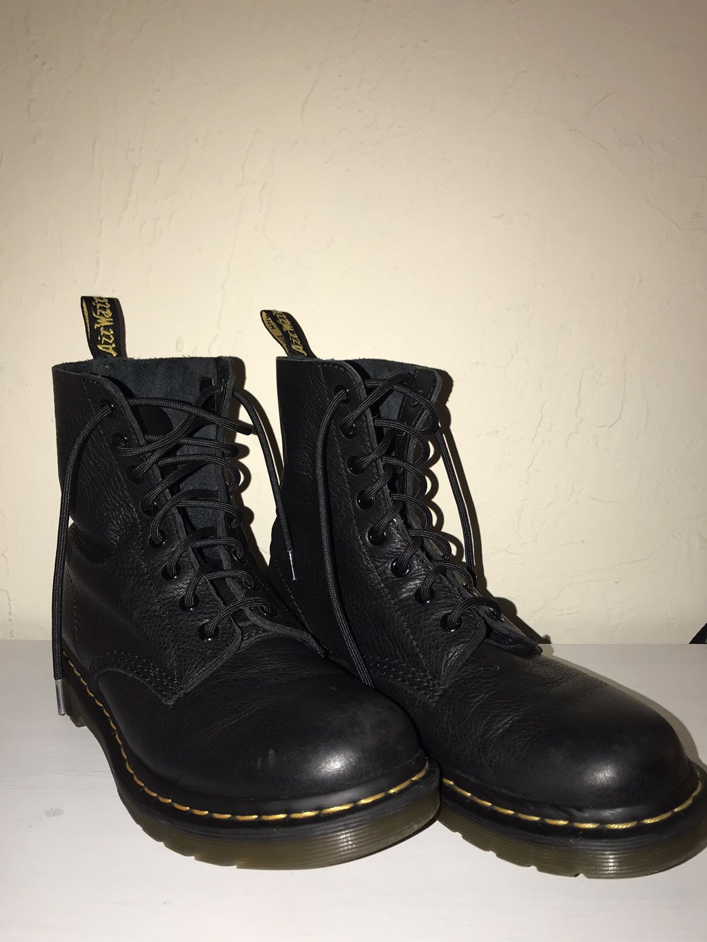 Dr. Martens Pascal Boots