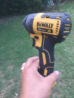 Inpact drill brush less