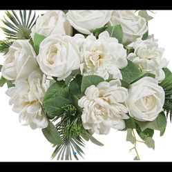 12 Artificial rose bouquet