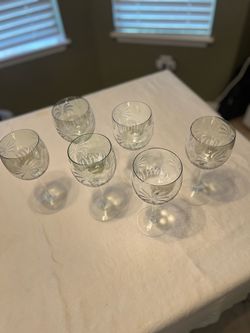 Set of 6 tinted wine glasses
