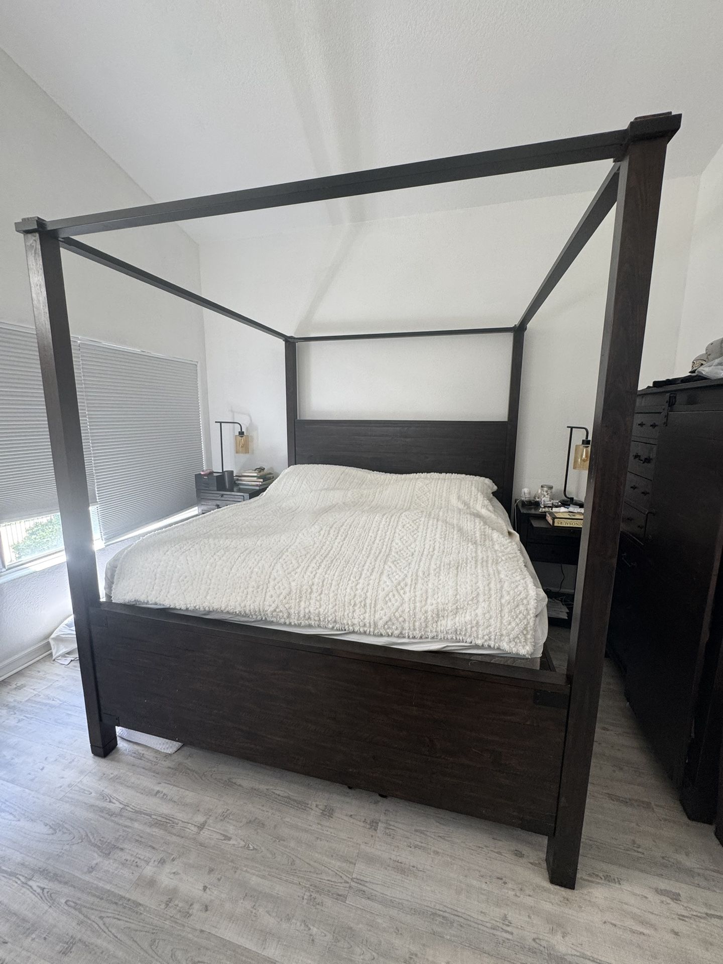 King Size Bedroom Set