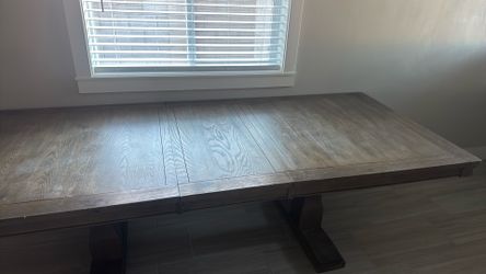 Dinning Room Table 