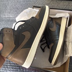 Air Jordan 1 retro high og palomino  9.5 men
