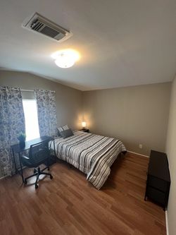 Rent a room $100 a week