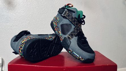 Nike Men Air Raid Peace size 13