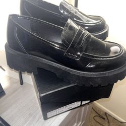 Fashion Nova black Loafers 