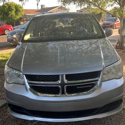 Dodge Grand Caravan 2013