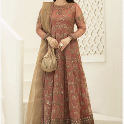 Pakistani formal outfit