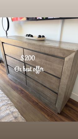 BIG Dresser w/ Good Space