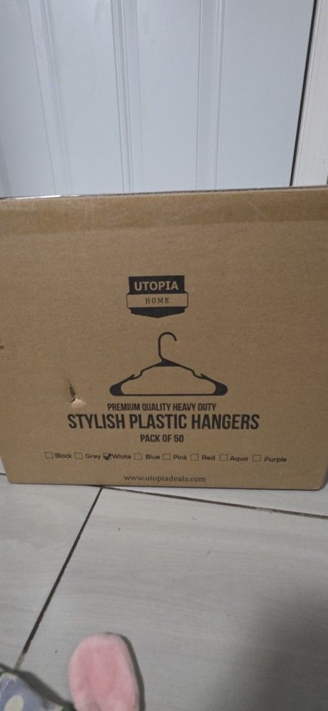 50 Hangers