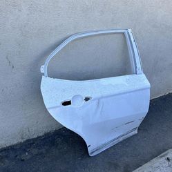 22 Camry Rear Right Door Some Damage Part
