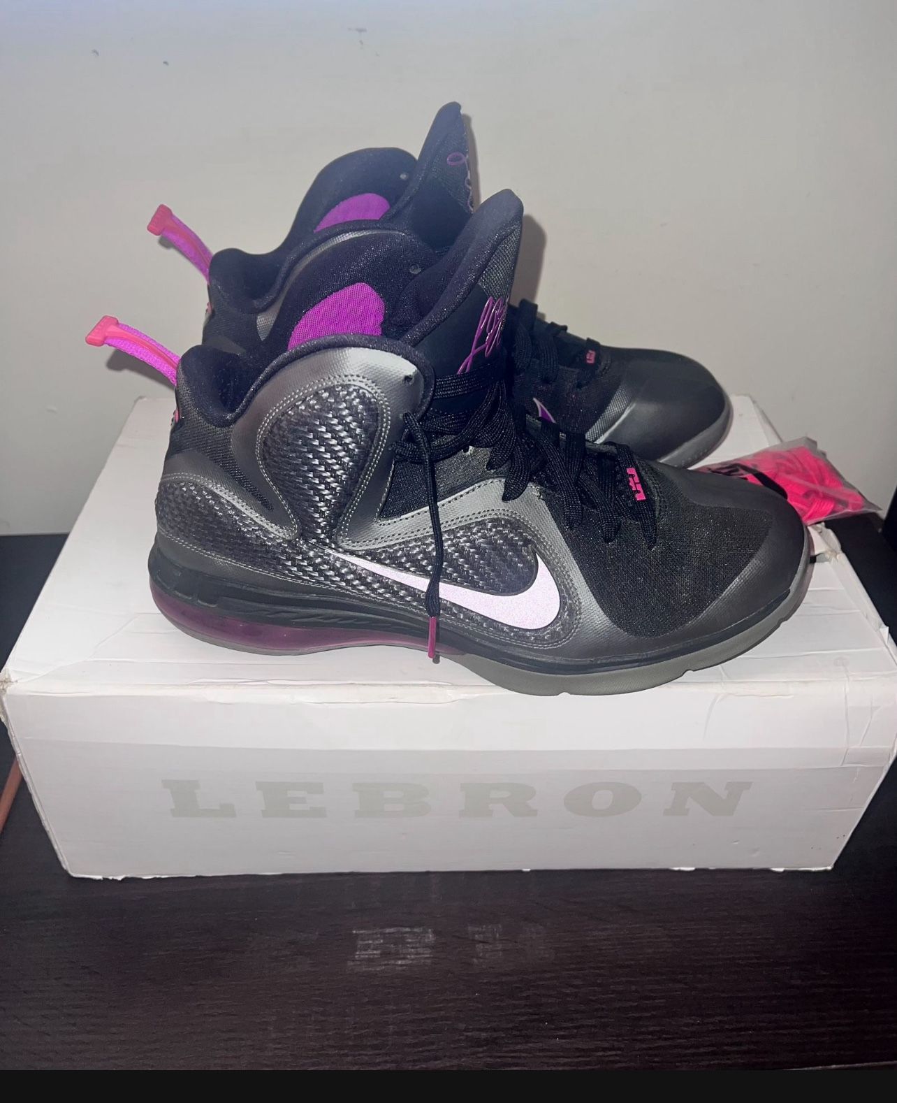 LeBron 9 Miami Nights Size 11.5 OG Box