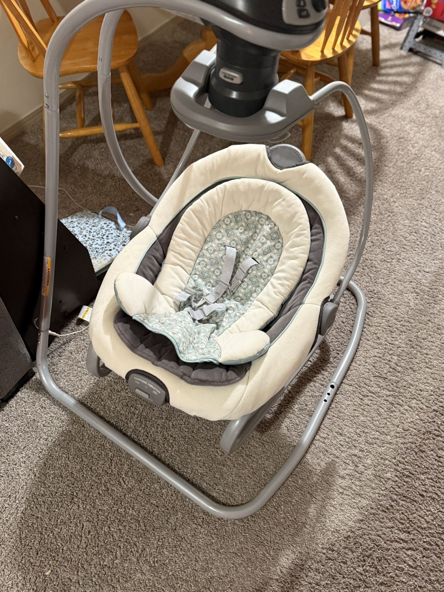 Graco DuetSoothe Baby Swing and Rocker