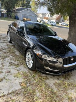 2016 Jaguar XJ-Series