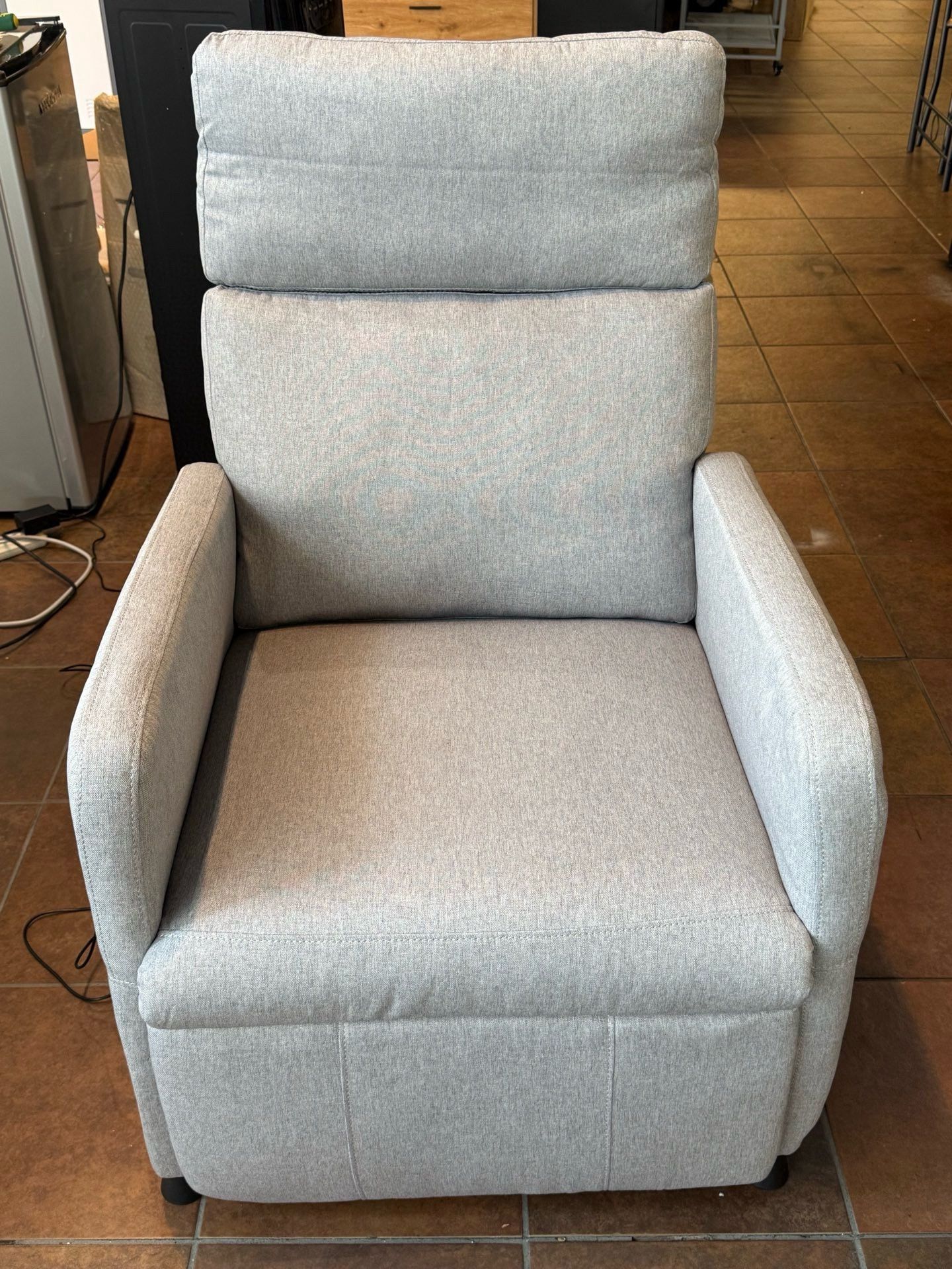Modern Reclining Chairs for Living Room, Fabric Home Theater Seating with Adjustable Backrest and Footrest (Gray) 💰80$