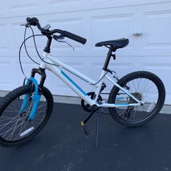 Mountain Bike Like New 