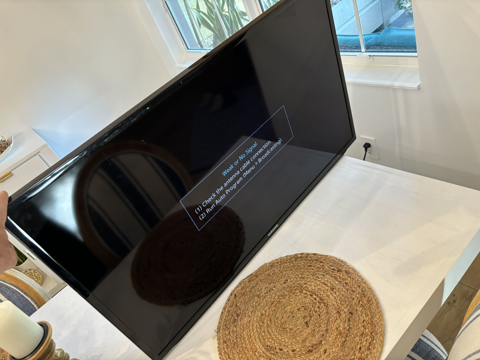 Samsung  40” Smart TV