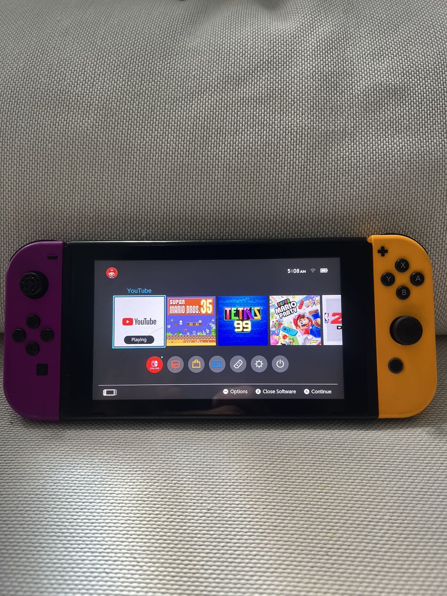 Nintendo Switch Console Works Great (comes with charger) 