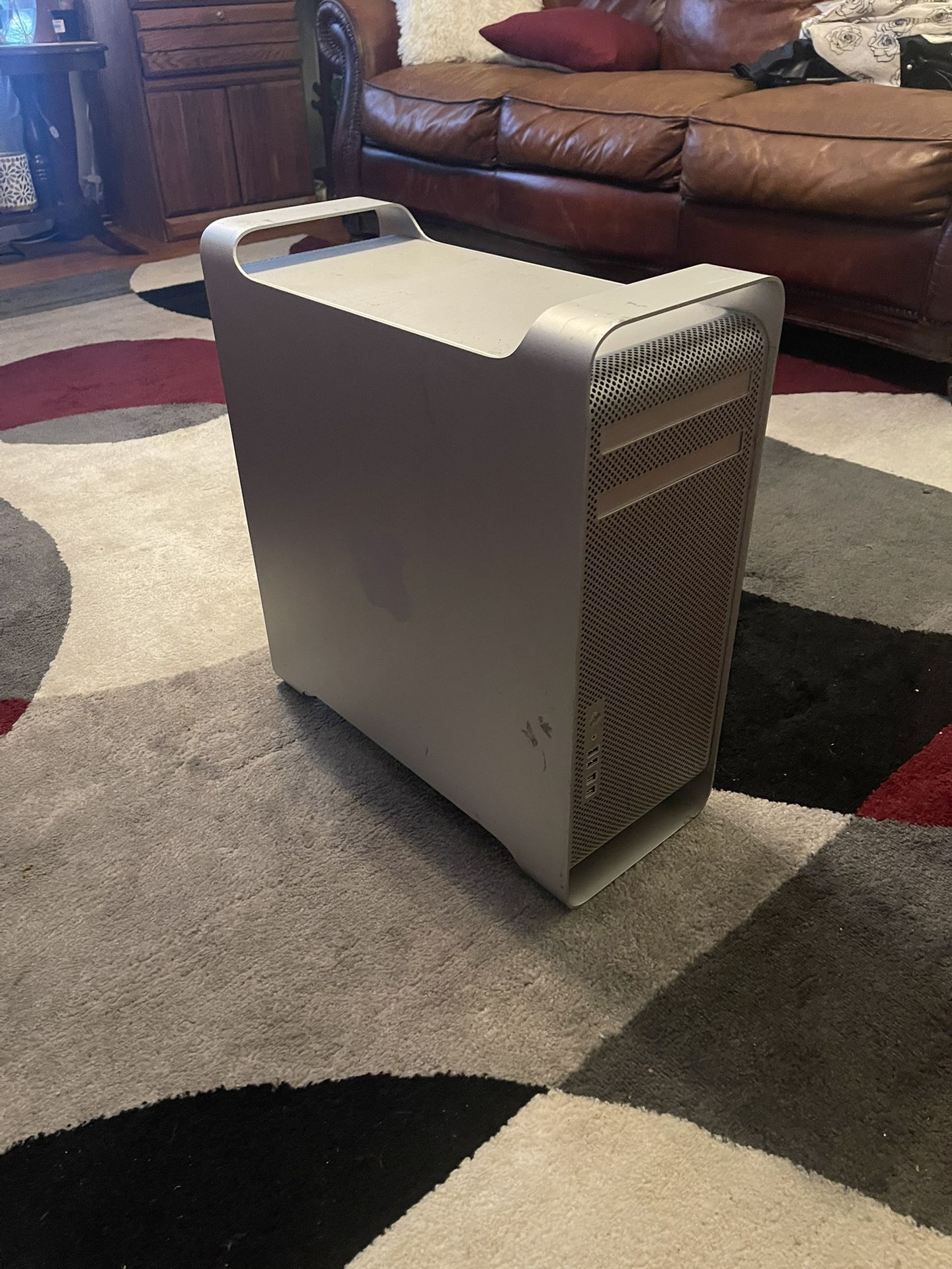 Mac Pro 2012 Free