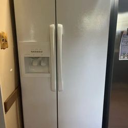 Fridge/freezer (2 Door)