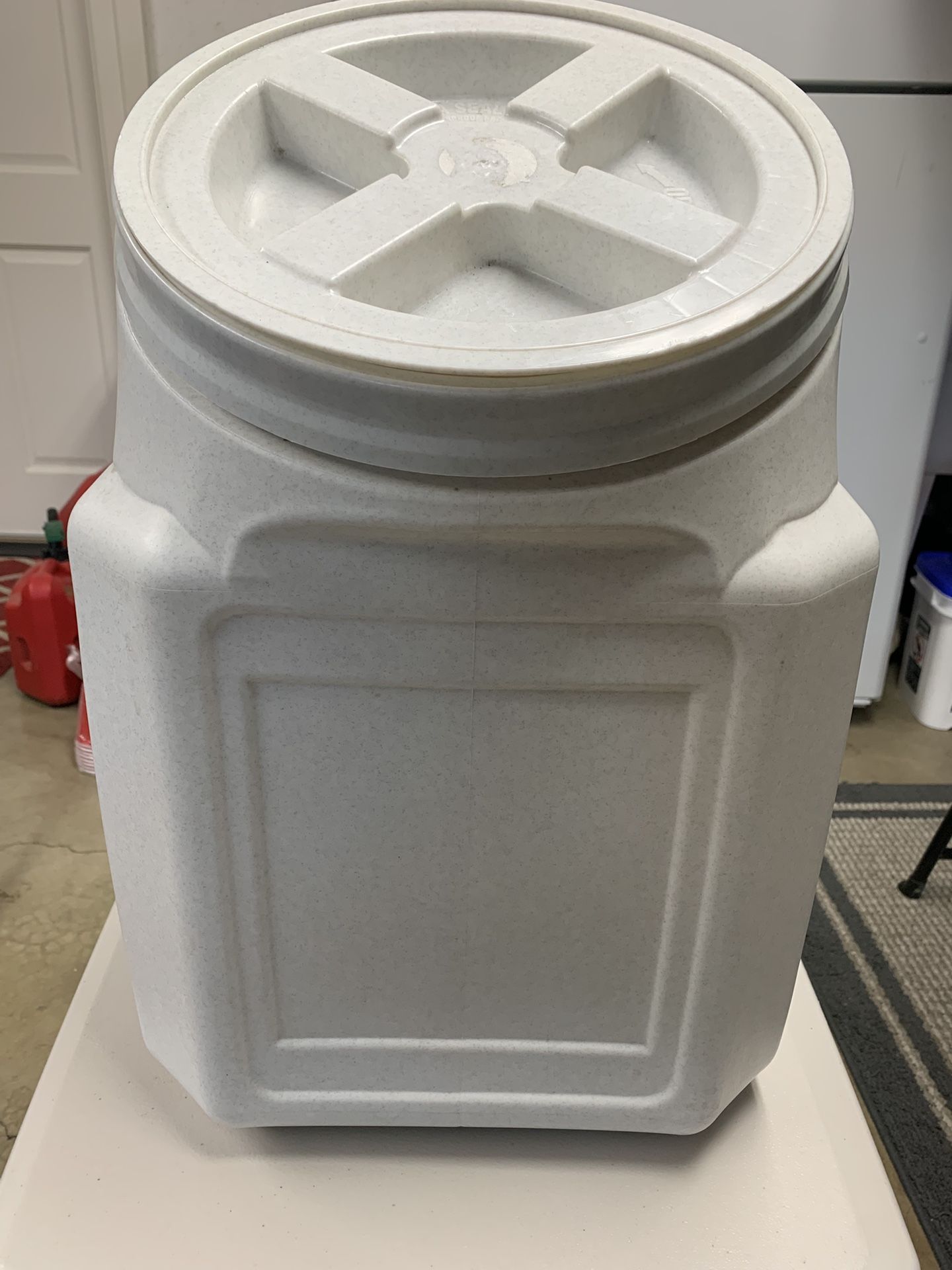 Gamma2 Vittles Vault Stackable Pet Food Storage