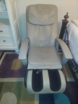 Human Touch HT100 Massage Chair