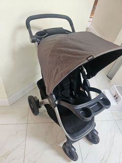 Chicco Bravo Baby Stroller