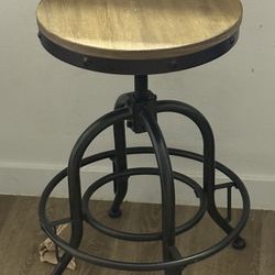 Set Of 4 Industrial Adjustable Bar Stool – Wood & Metal