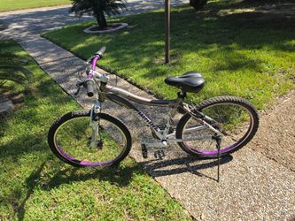 Genesis 26" Whirlwind Women's Mountain Bike