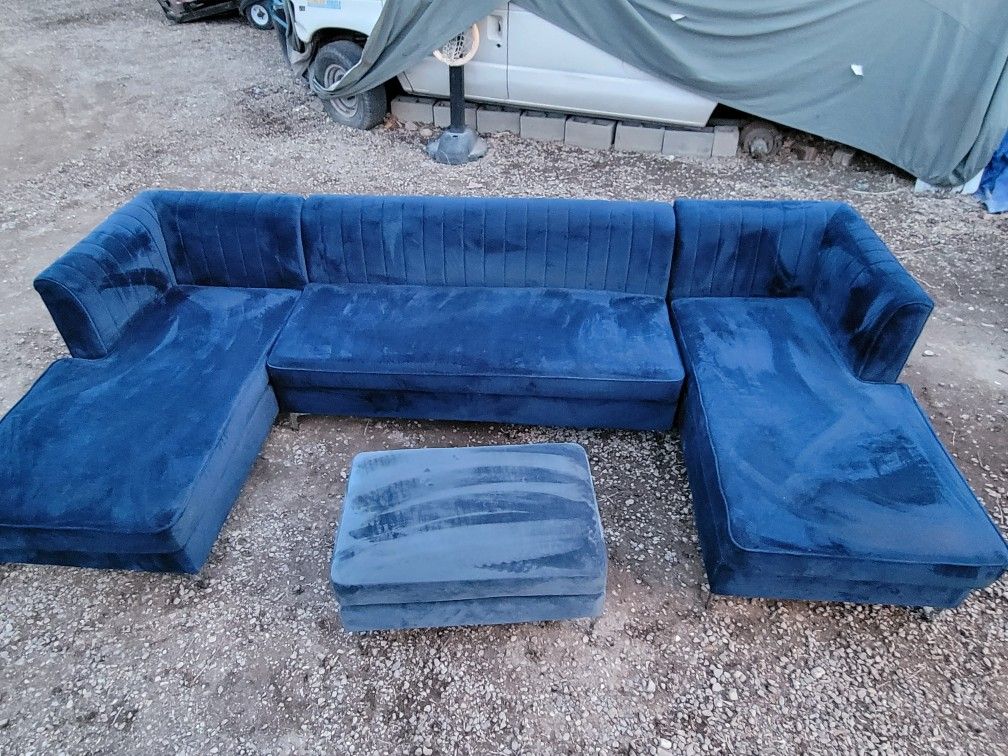 Sectional Sofa