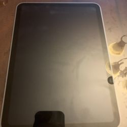 Ipad 11 (A16 WIFI) Icloud locked