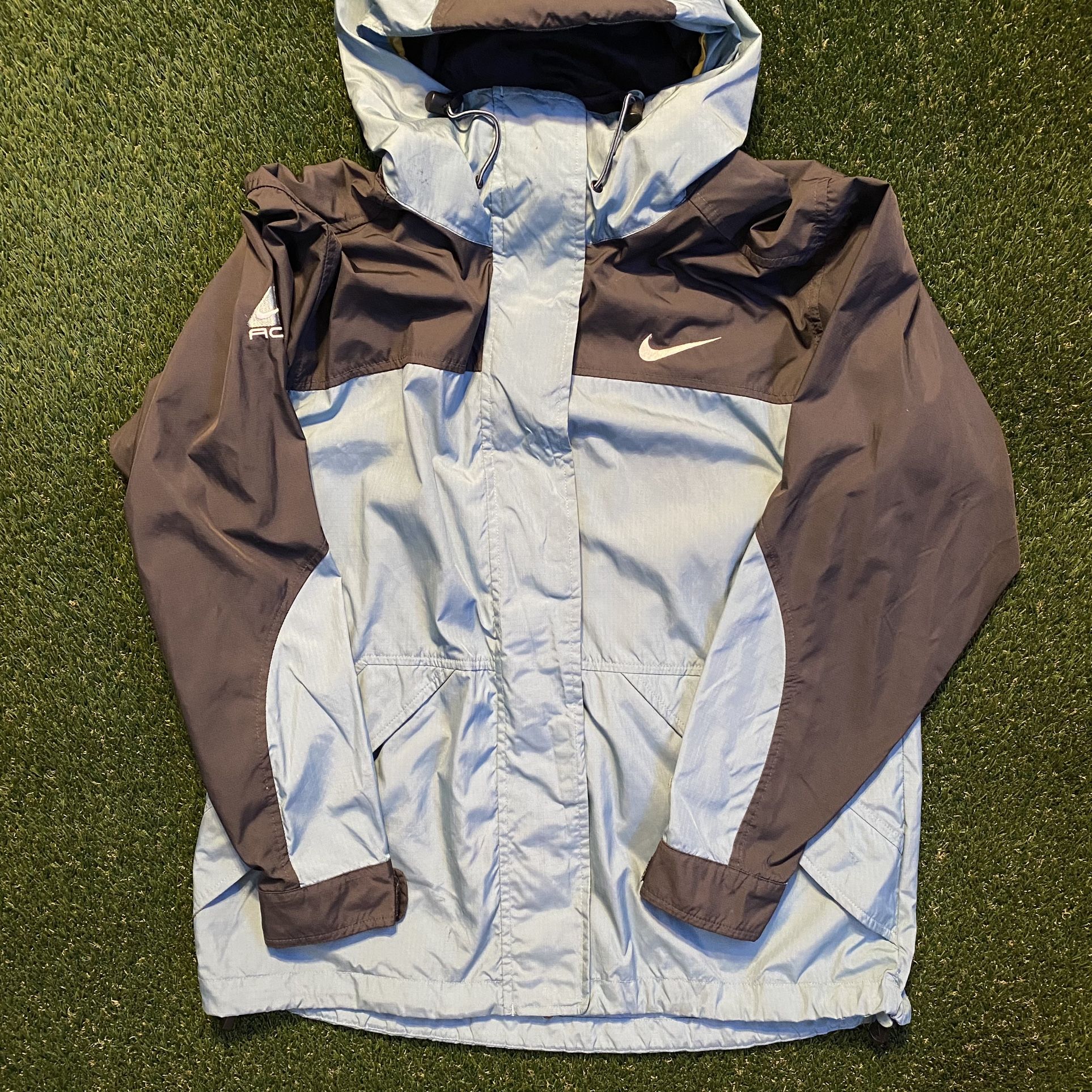 Nike ACG Windbreaker Jacket