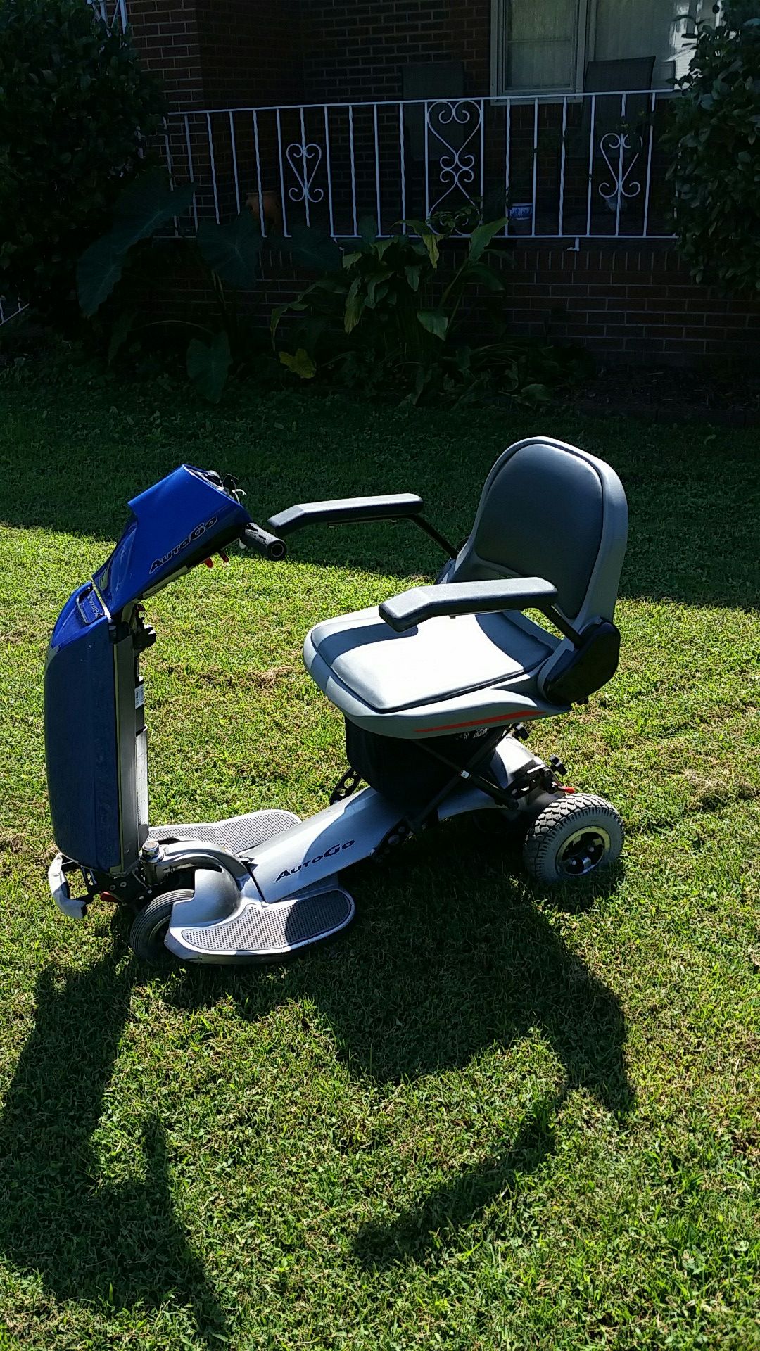 Autogo 550 mobility scooter