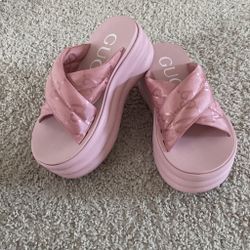 Gucci platform slides. 7-7.5