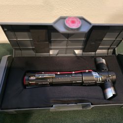 Galaxy's Edge Collection Kylo Ren Saber