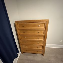 5 Piece Bedroom set W/ Bedding