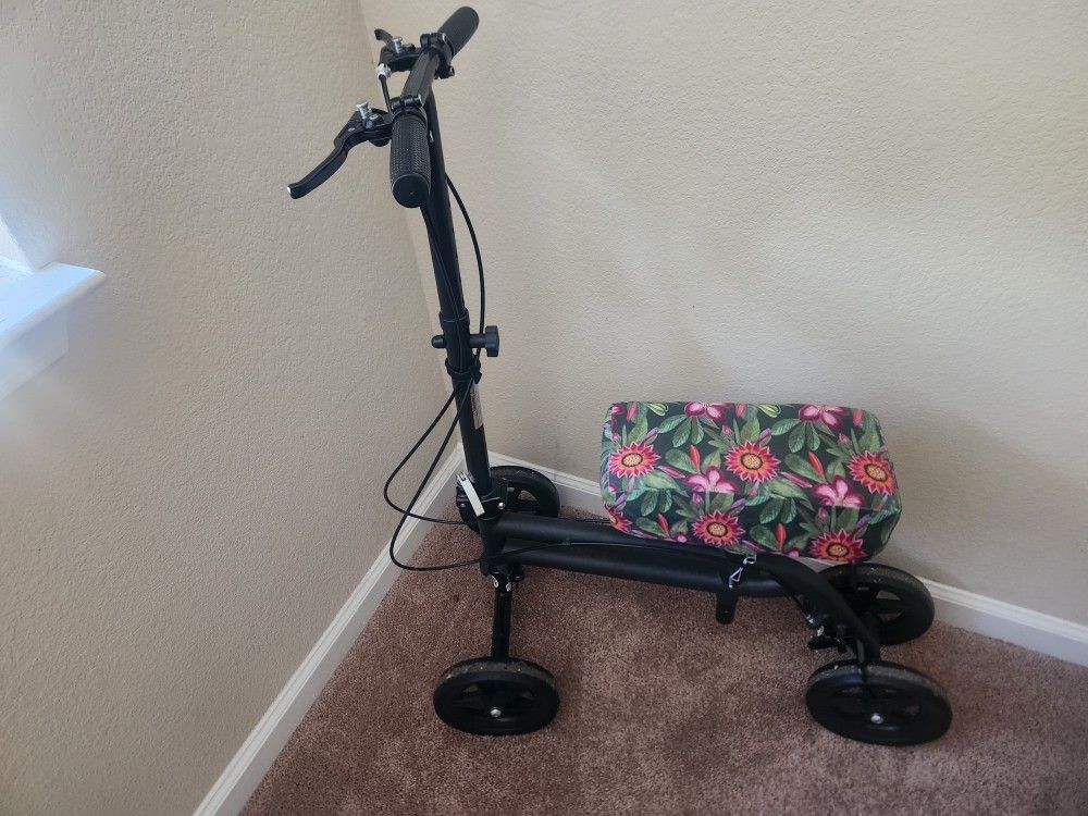 Knee Scooter 