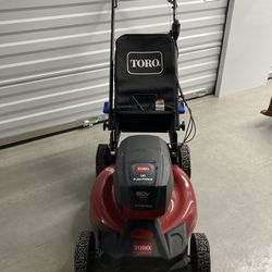 Toro Battery Self Propelled Lawnmower (battery & Power Cord Included)