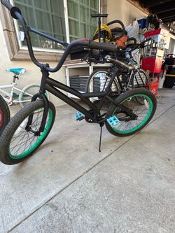 Bmx bike used but cleaned up.